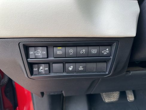 Used 2023 Toyota Tundra Capstone image 18