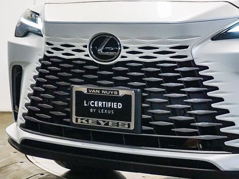 Used 2024 Lexus RX 350 FWD w/ Technology Package image 8