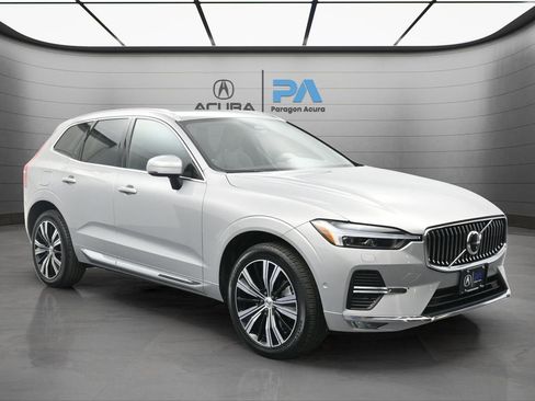 Used 2023 Volvo XC60 B6 Ultimate w/ Climate Package image 35