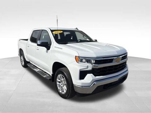 Used 2023 Chevrolet Silverado 1500 LT AWD/4WD image 8