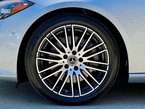 Certified 2023 Mercedes-Benz C 300 4MATIC Sedan image 11