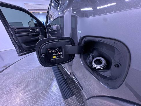 Used 2019 RAM 1500 Limited AWD/4WD image 34