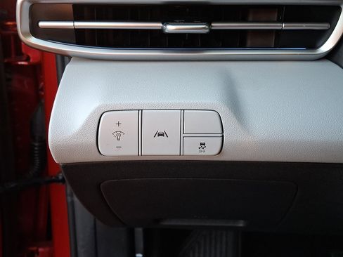 Certified 2023 Hyundai Elantra Limited FWD image 27