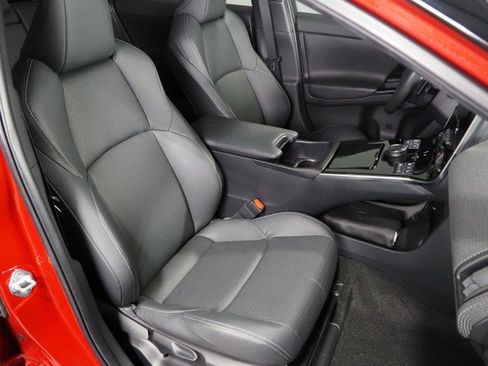 Used 2023 Subaru Solterra Touring AWD/4WD image 2