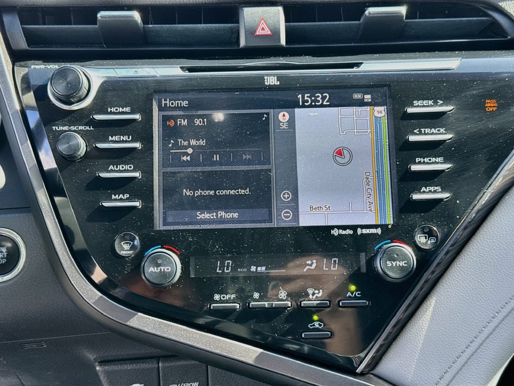 Used 2019 Toyota Camry XLE w/ Driver Assist Package FWD image 15