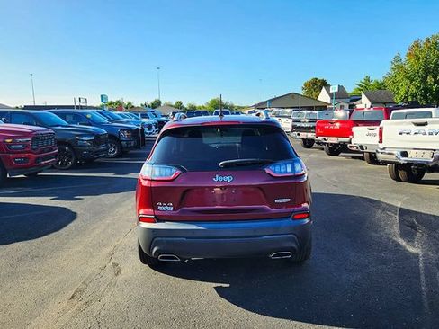 Used 2019 Jeep Cherokee Latitude w/ Popular Appearance Group AWD/4WD image 24