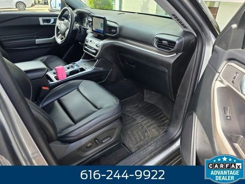 Used 2023 Ford Explorer XLT w/ Equipment Group 202A AWD/4WD image 13