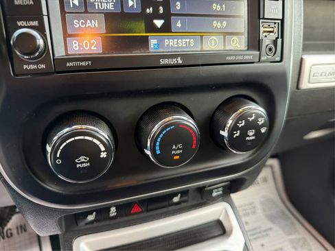 Used 2016 Jeep Compass High Altitude image 30