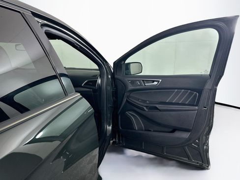 Used 2022 Ford Edge ST AWD/4WD image 32