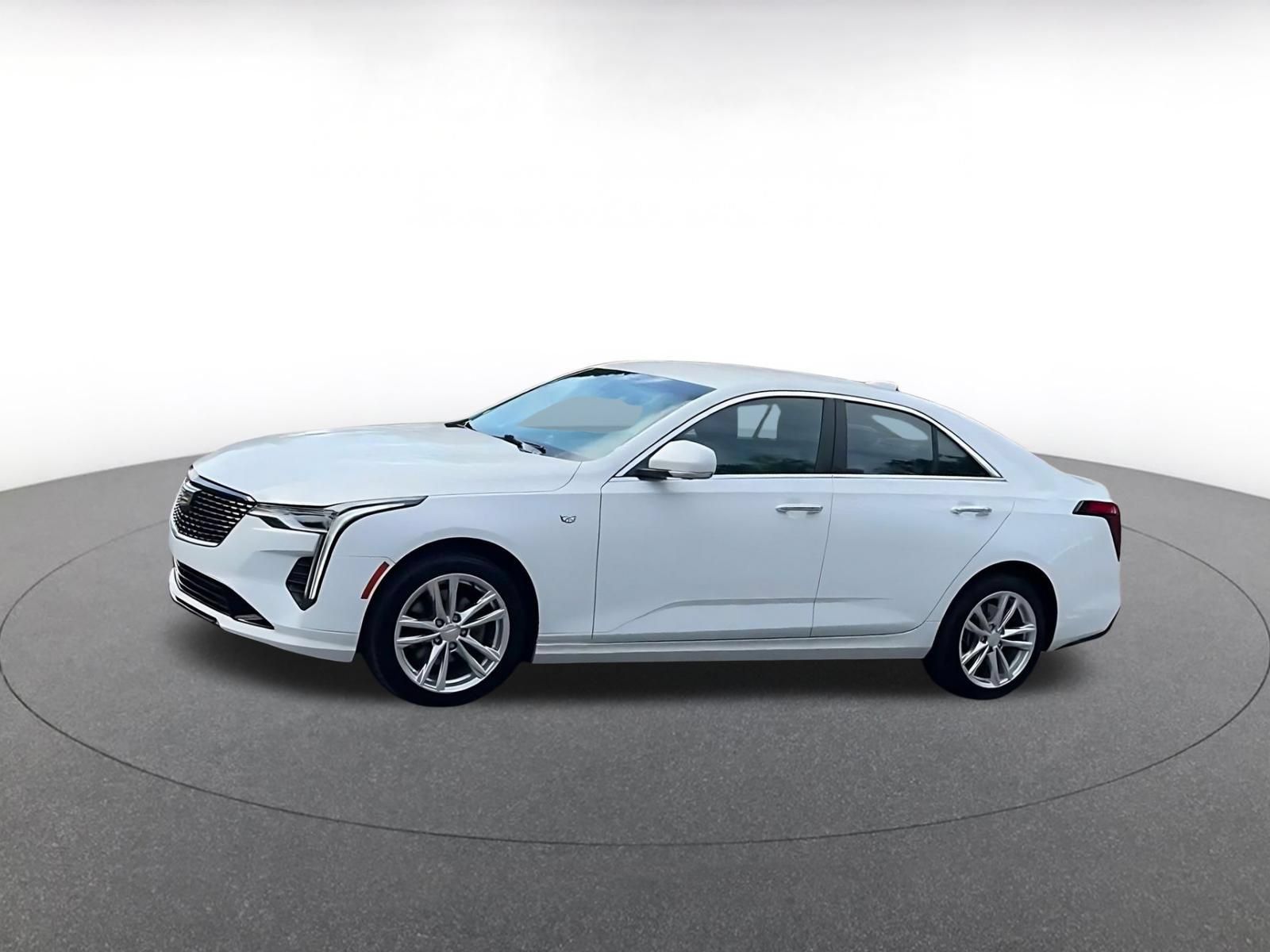 Used 2026 Cadillac CT4 Luxury AWD/4WD image 7