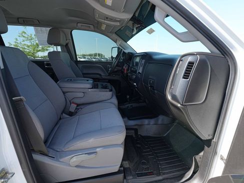Used 2018 Chevrolet Silverado 3500 W/T w/ WT Convenience Package AWD/4WD image 19
