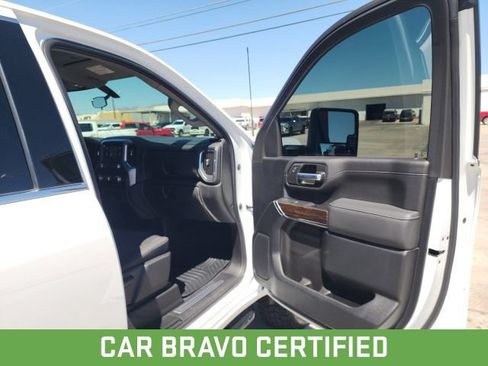 Certified 2022 GMC Sierra 3500 SLE w/ SLE Value Package AWD/4WD image 33