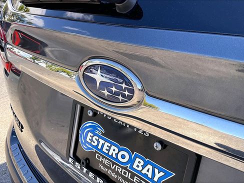 Used 2022 Subaru Ascent Onyx Edition image 9