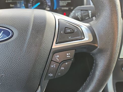 Certified 2022 Ford Edge SEL image 15