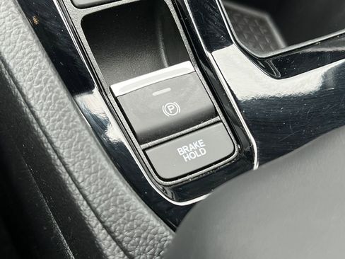 Used 2025 Honda Accord Sport image 27