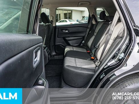 Used 2025 Nissan Rogue SV image 21