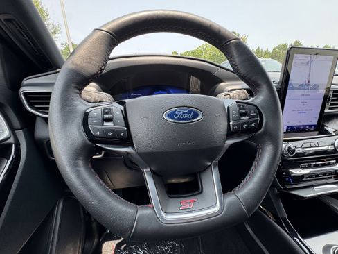 Used 2024 Ford Explorer ST w/ Equipment Group 401A image 13