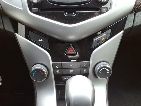 Used 2016 Chevrolet Cruze LT image 21