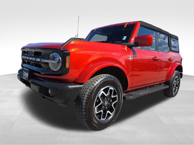 Used 2023 Ford Bronco Outer Banks AWD/4WD image 5