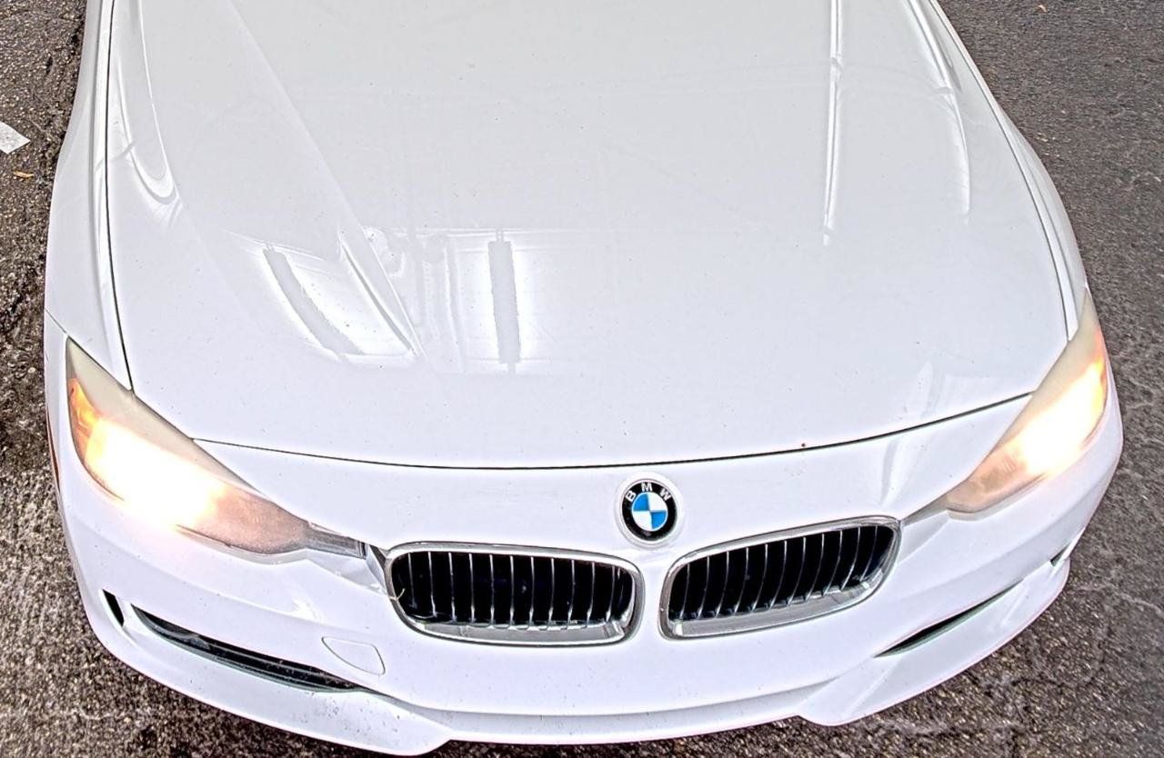 Used 2014 BMW 320i Sedan RWD image 6