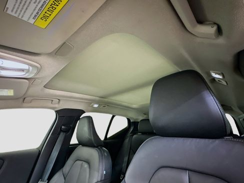 Used 2023 Volvo XC40 B5 Plus w/ Driver Assist Package image 27