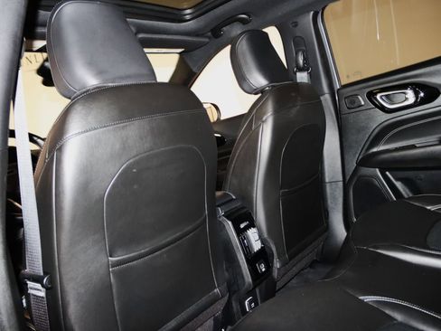 Used 2022 Jeep Compass High Altitude AWD/4WD image 52