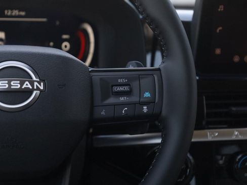 New 2026 Nissan Pathfinder SL AWD/4WD image 9