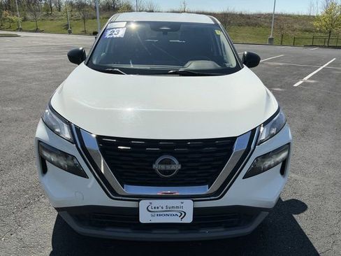 Used 2023 Nissan Rogue S AWD/4WD image 9