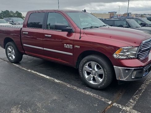 Used 2017 RAM 1500 Big Horn AWD/4WD image 2