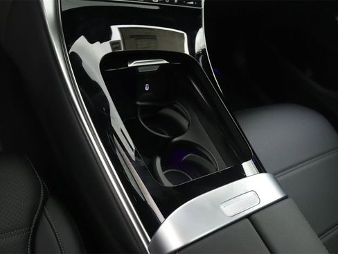 New 2026 Mercedes-Benz GLC 300 GLC 300 image 7