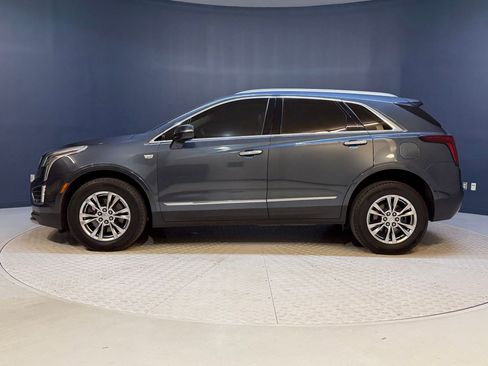 Used 2020 Cadillac XT5 Premium Luxury FWD image 2
