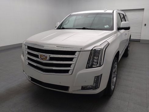 Used 2016 Cadillac Escalade ESV Premium image 15