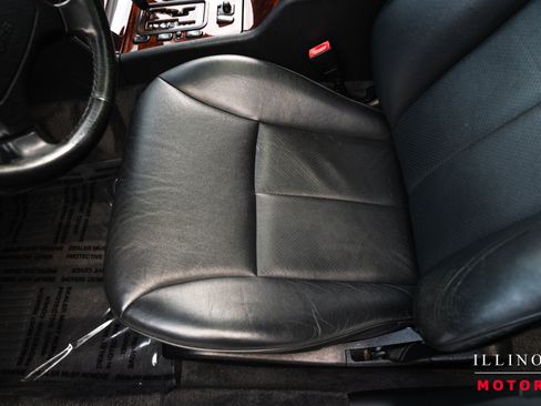 Used 1999 Mercedes-Benz E 320 Sedan image 18