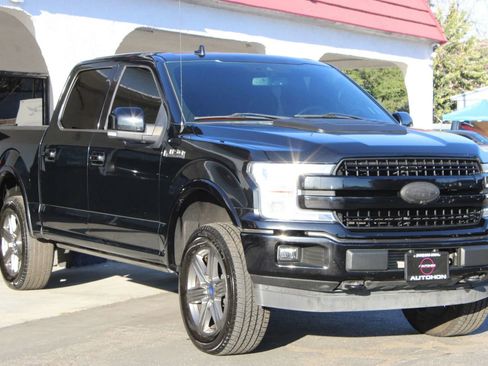 Used 2018 Ford F150 Lariat w/ Equipment Group 502A Luxury image 3