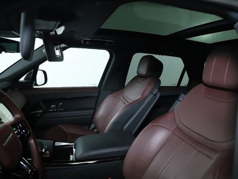 Used 2024 Land Rover Range Rover Sport Dynamic SE image 18