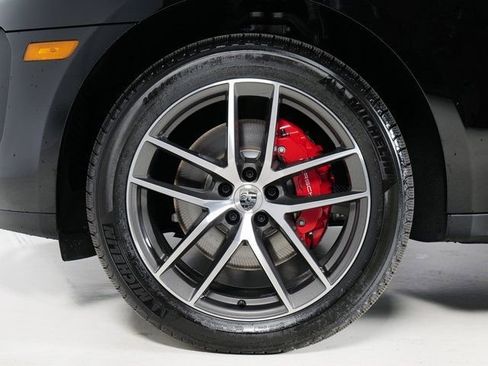 New 2026 Porsche Macan S image 37