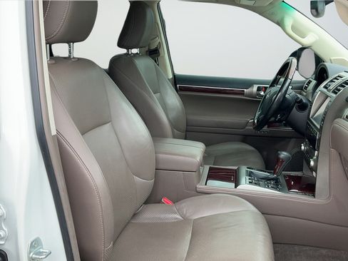 Used 2018 Lexus GX 460 Luxury w/ Preferred Accessory Package AWD/4WD image 21