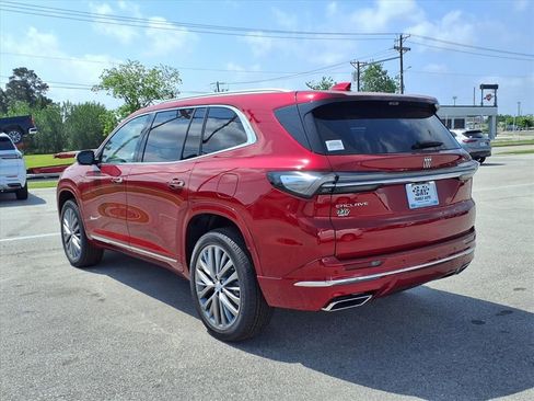 New 2026 Buick Enclave Avenir w/ Super Cruise Package FWD image 2