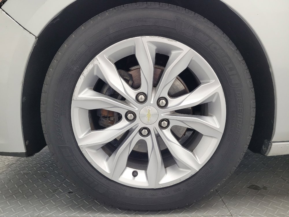 Used 2019 Chevrolet Malibu LT FWD image 31