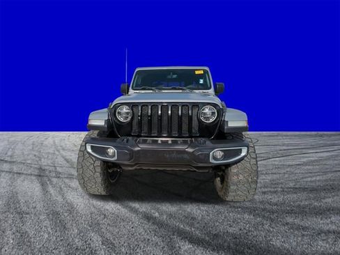 Used 2020 Jeep Gladiator Overland image 9
