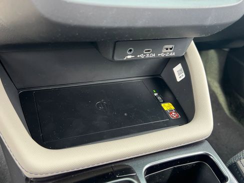 New 2026 Subaru Forester Premium image 24