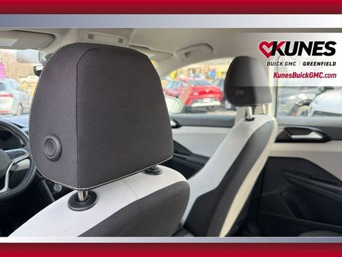 Used 2025 Volkswagen Taos S image 29