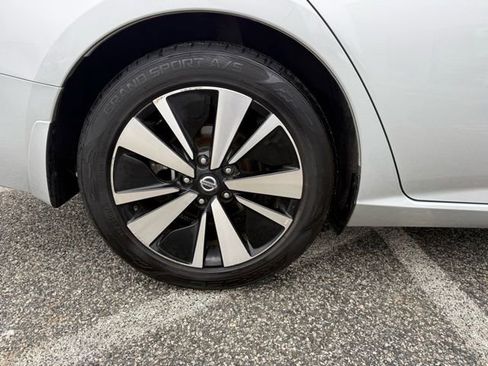 Certified 2022 Nissan Altima 2.5 SL image 13