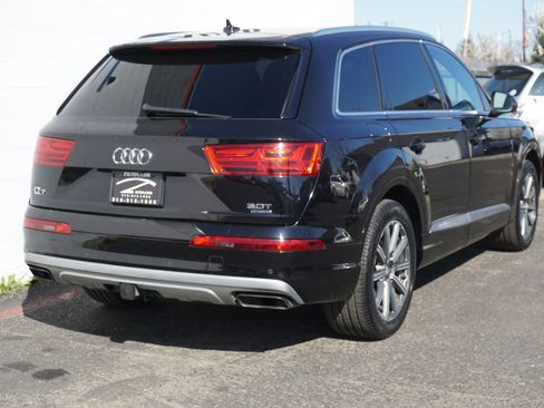 Used 2017 Audi Q7 3.0T Premium Plus w/ Premium Plus Package image 5