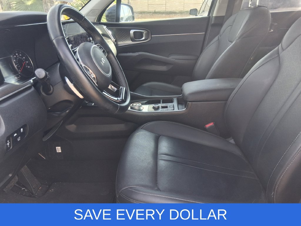 Used 2024 Kia Sorento EX AWD/4WD image 10