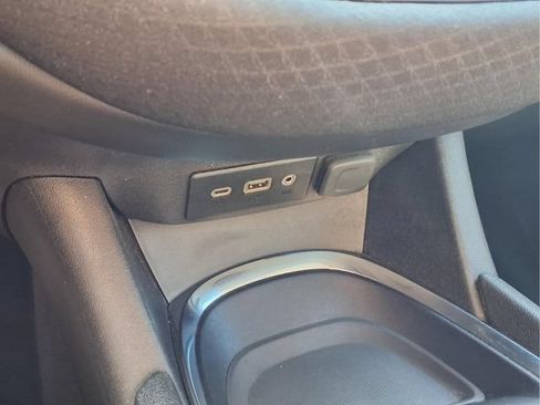 Used 2023 Chevrolet Malibu LT FWD image 10