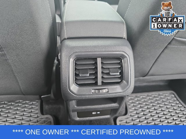 Used 2023 Volkswagen Taos SE w/ Black Wheel Package FWD image 17