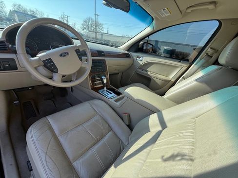 Used 2007 Ford Five Hundred SEL image 9