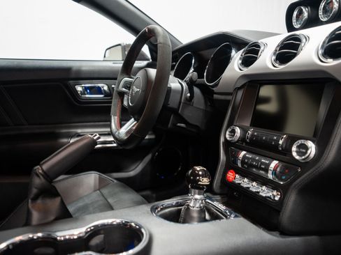 Used 2015 Ford Mustang GT Premium RWD image 21