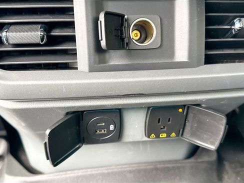 Certified 2022 Ford F150 XLT w/ Equipment Group 302A High image 26